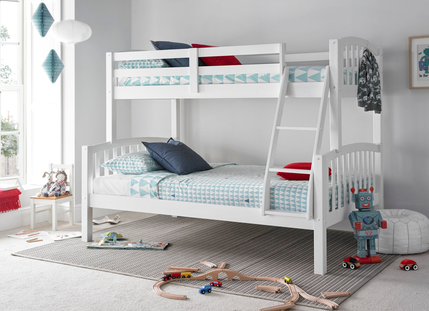 Bedmaster Mya White Triple Sleeper