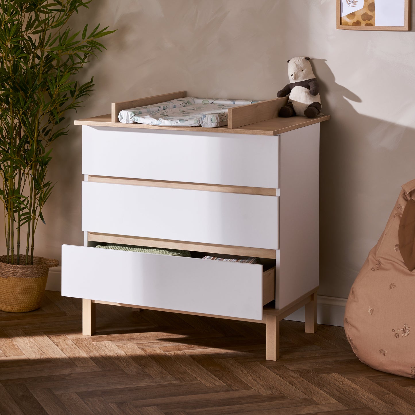 Obaby Astrid Changing Unit - White