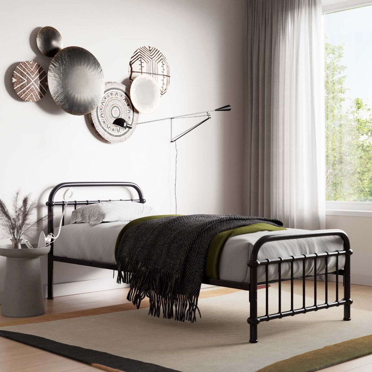 Flair Compton Black Metal Bed