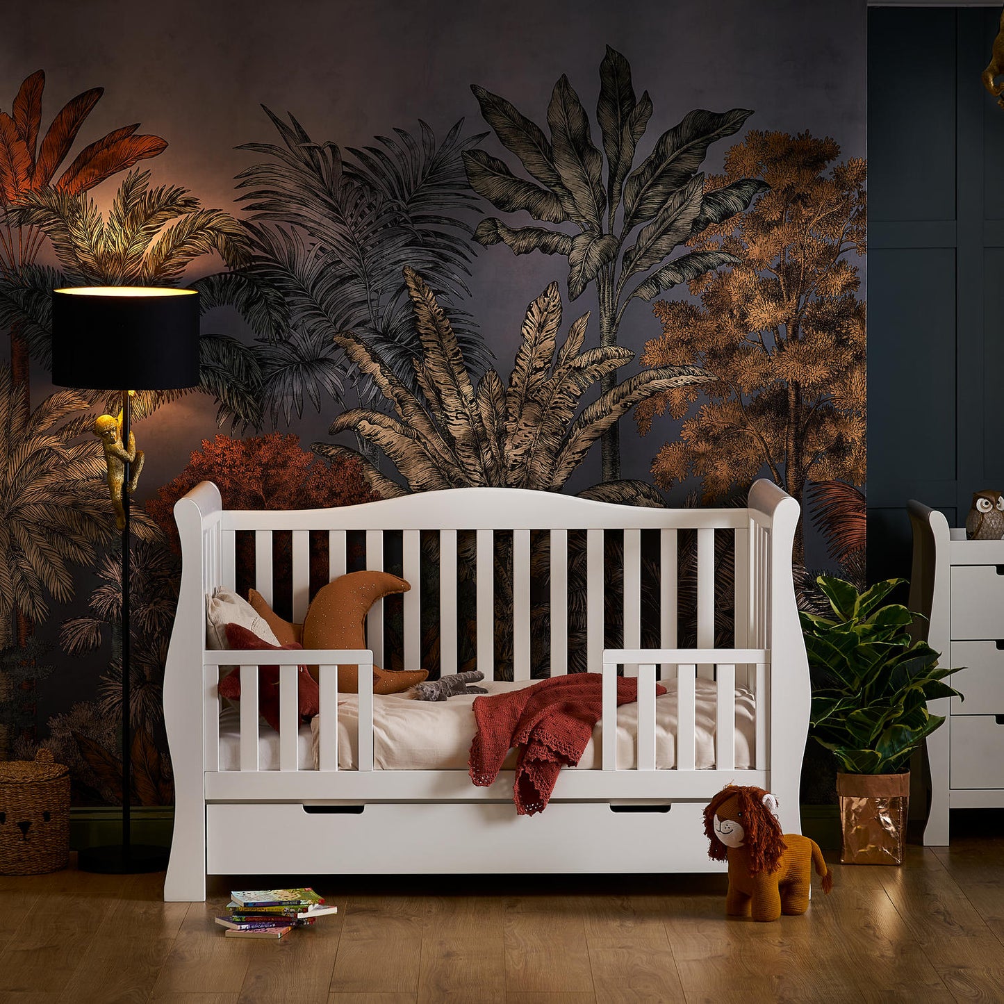 Obaby Stamford Luxe Sleigh Cot Bed - White 140 x 70