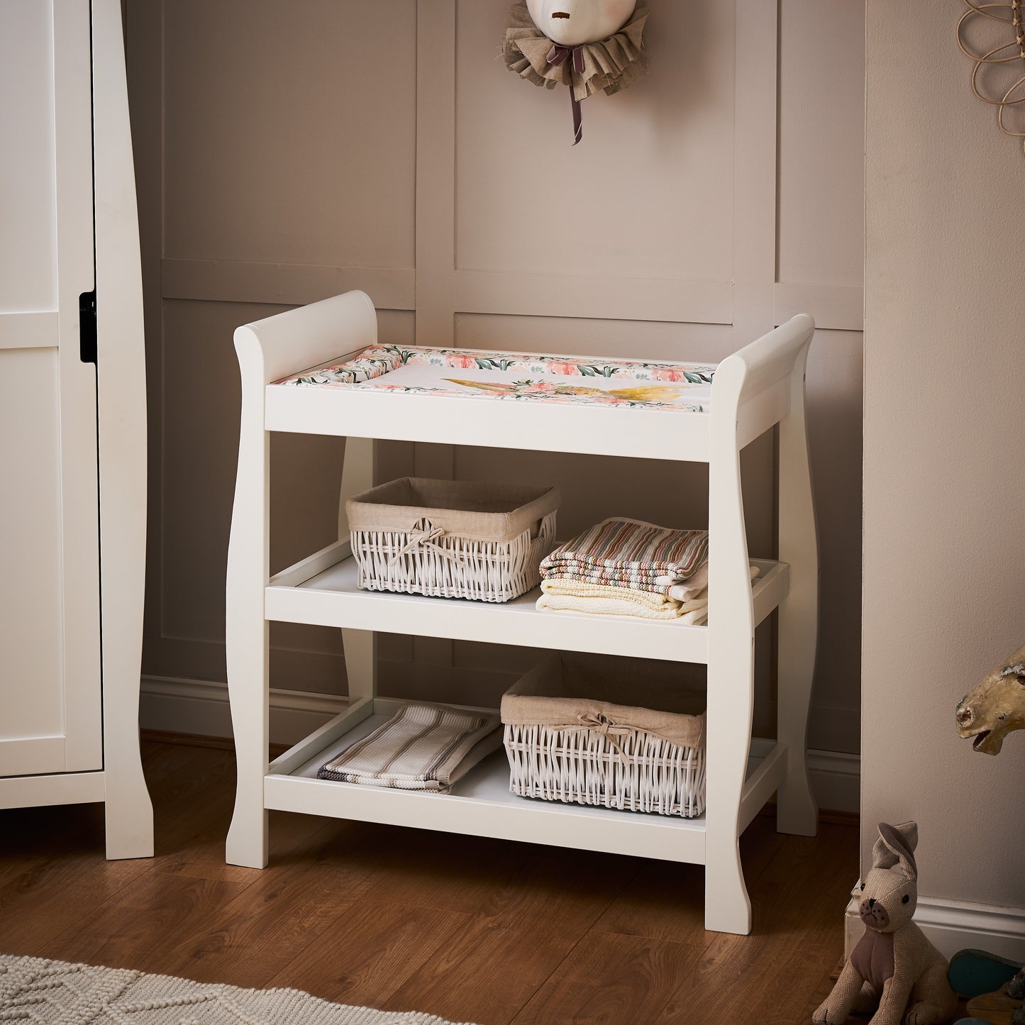 Obaby Stamford Sleigh Open Changing Unit